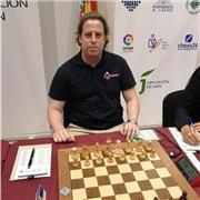 Se ofrecen clases de ajedrez